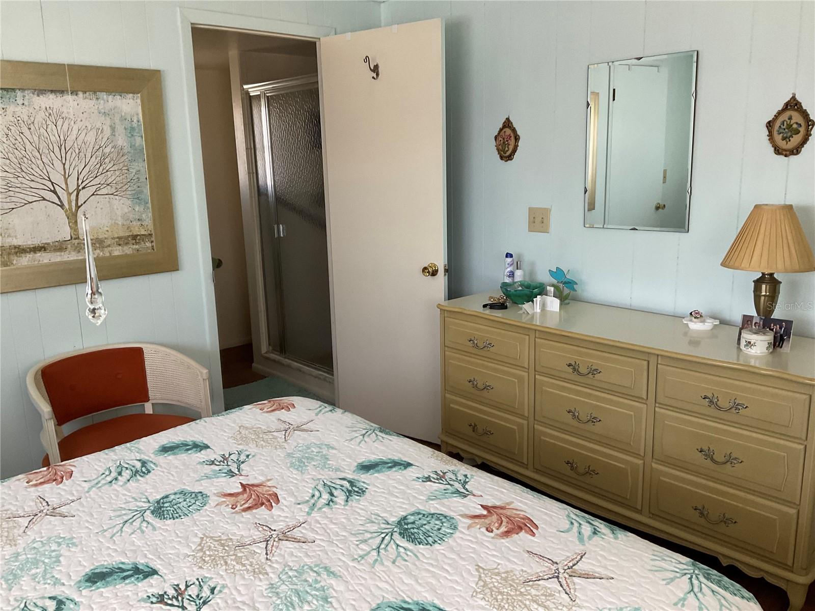 TB8430868 Property Photo