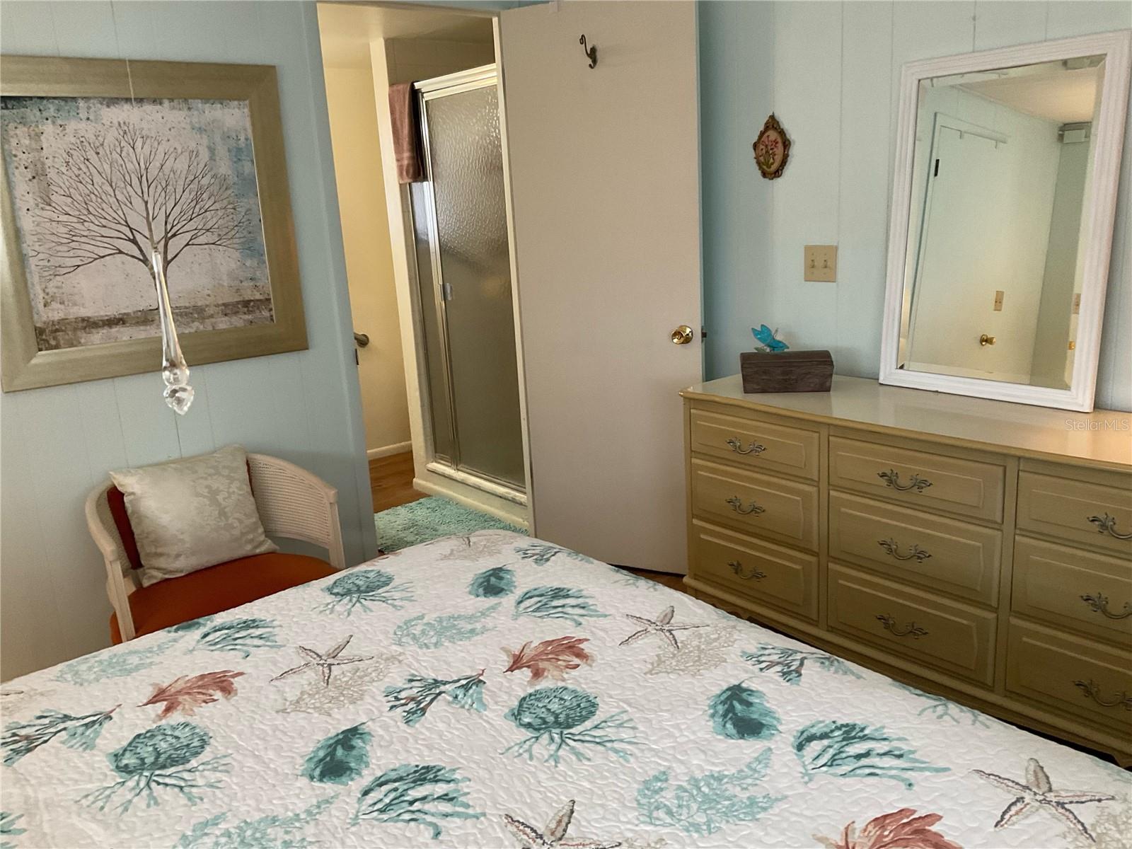 TB8430868 Property Photo