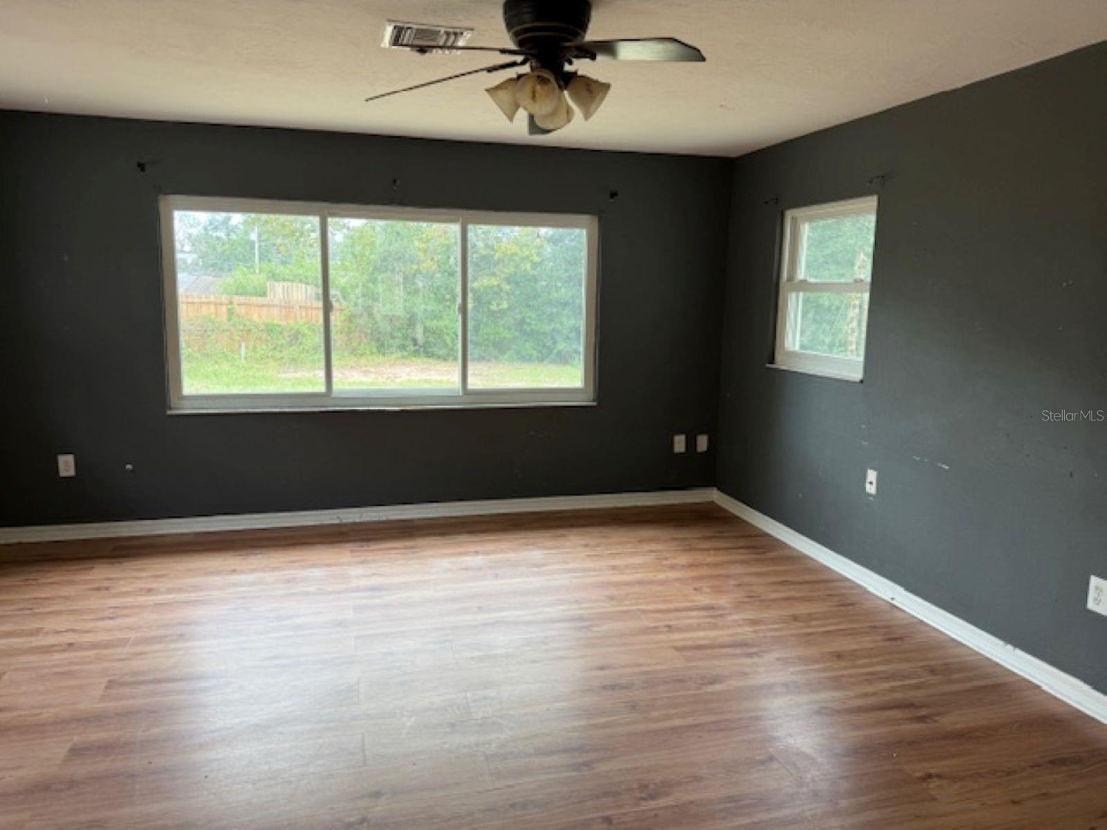 2050 SPRING LAKE RD, FRUITLAND PARK, FL, 34731