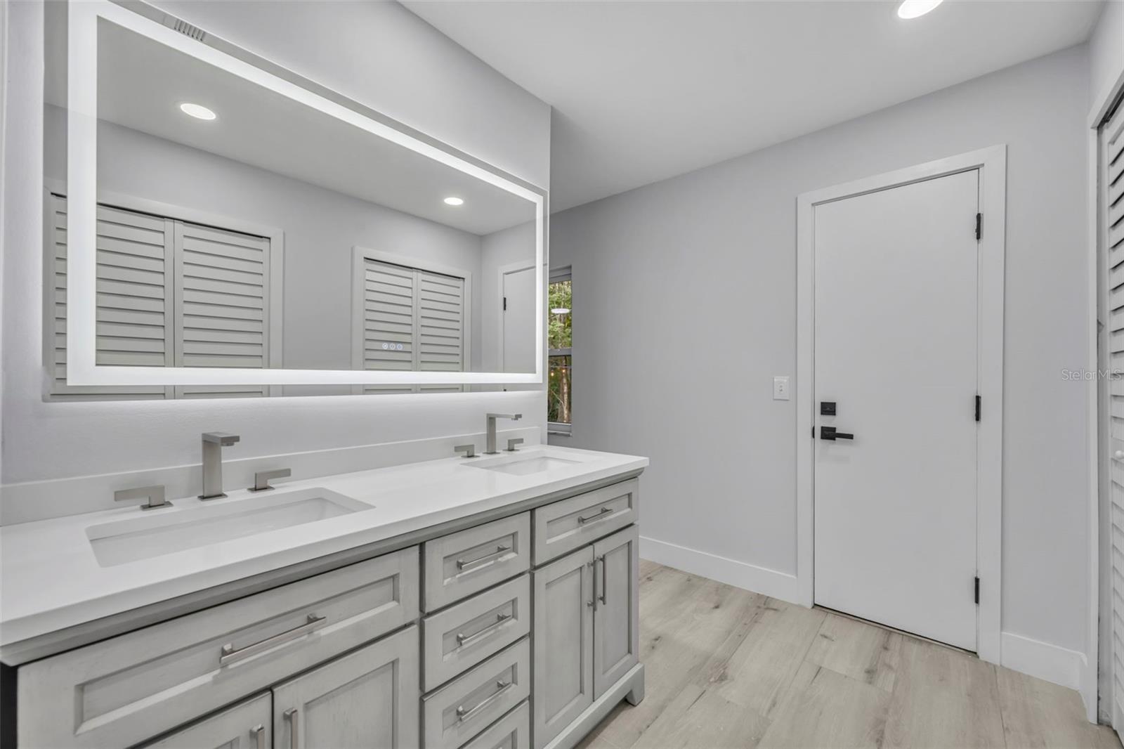 672 SILVER CREEK DR, WINTER SPRINGS, FL, 32708