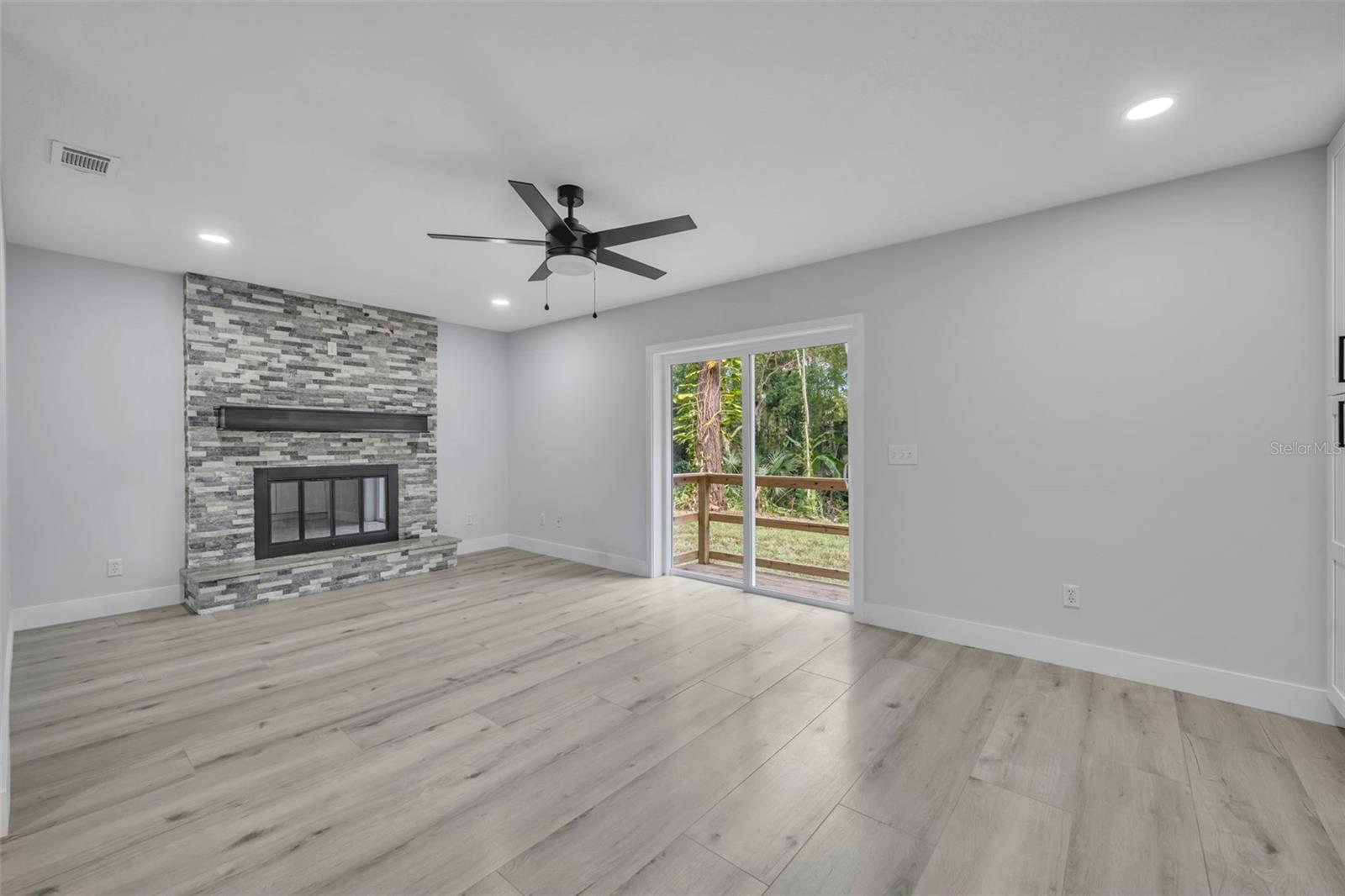 672 SILVER CREEK DR, WINTER SPRINGS, FL, 32708