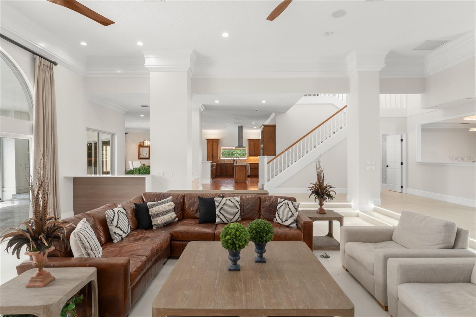 O6346918 Property Photo