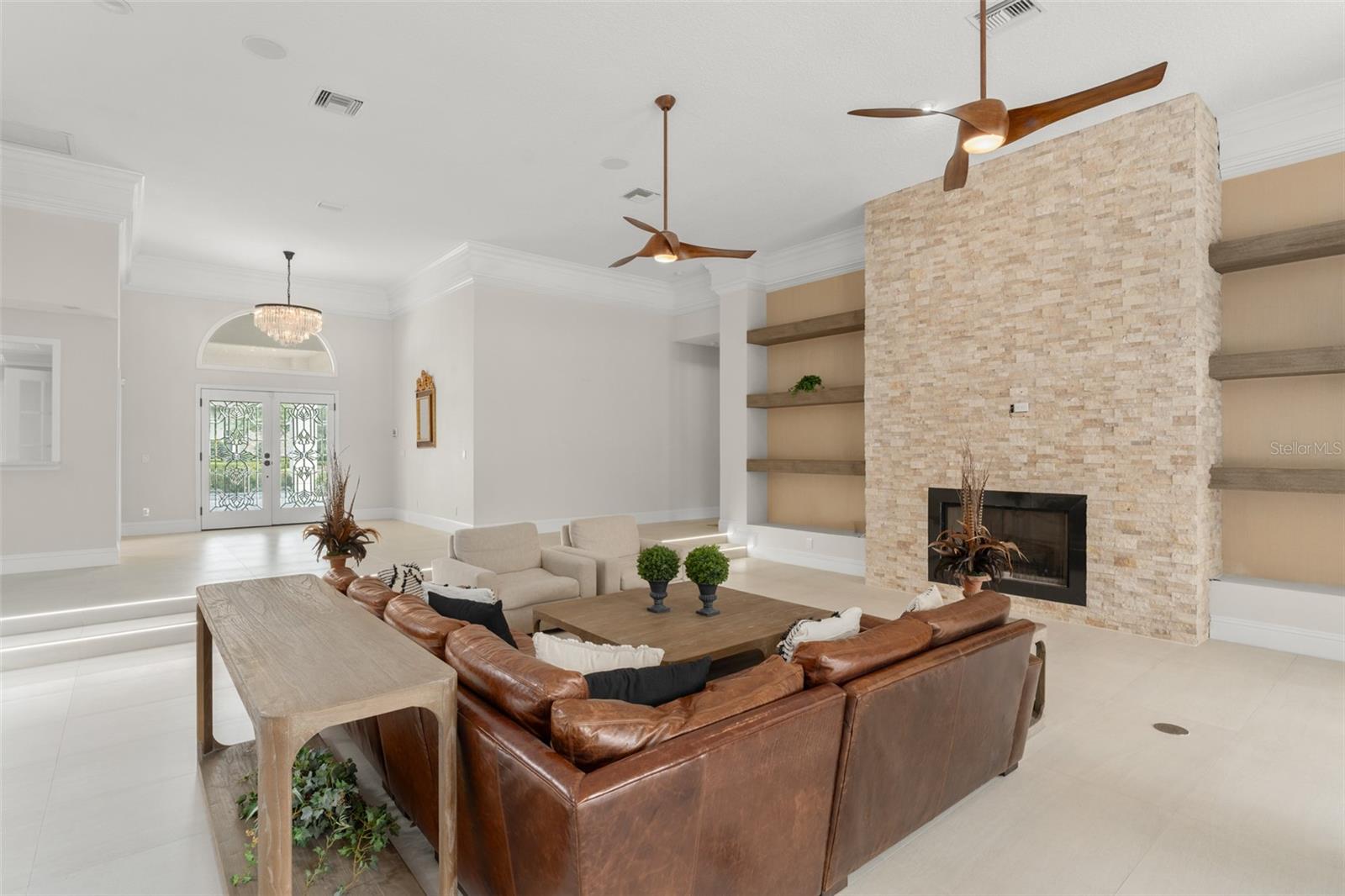 O6346918 Property Photo