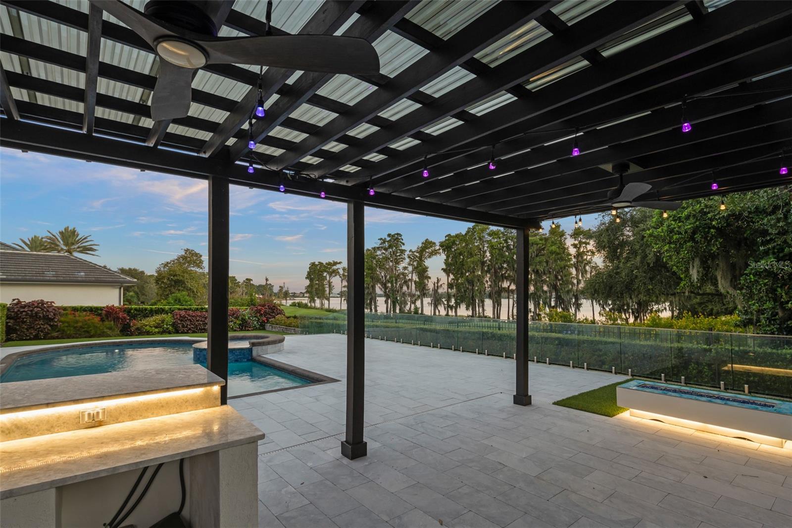 O6346918 Property Photo