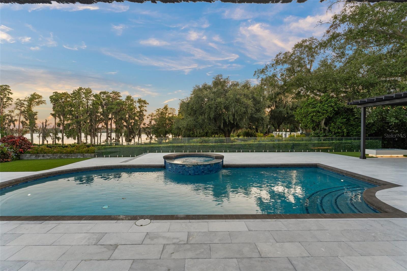 O6346918 Property Photo