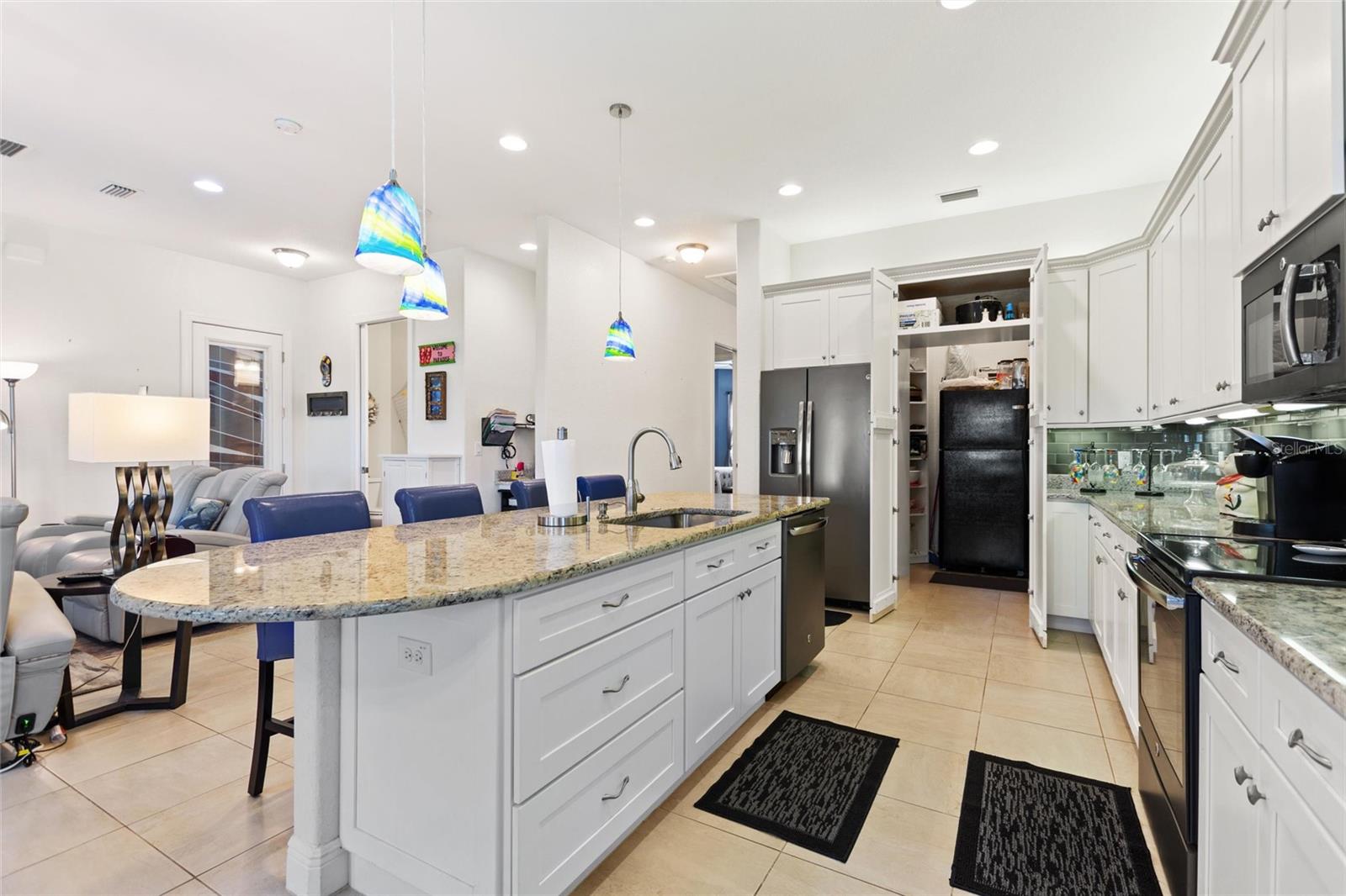 581 MEANDERING WAY, POLK CITY, FL, 33868