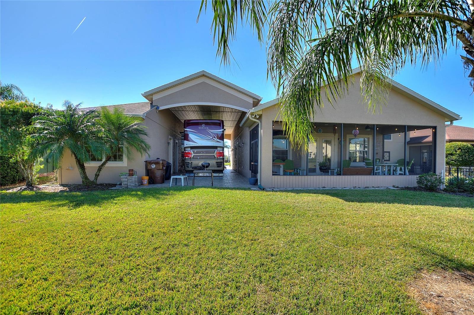 581 MEANDERING WAY, POLK CITY, FL, 33868