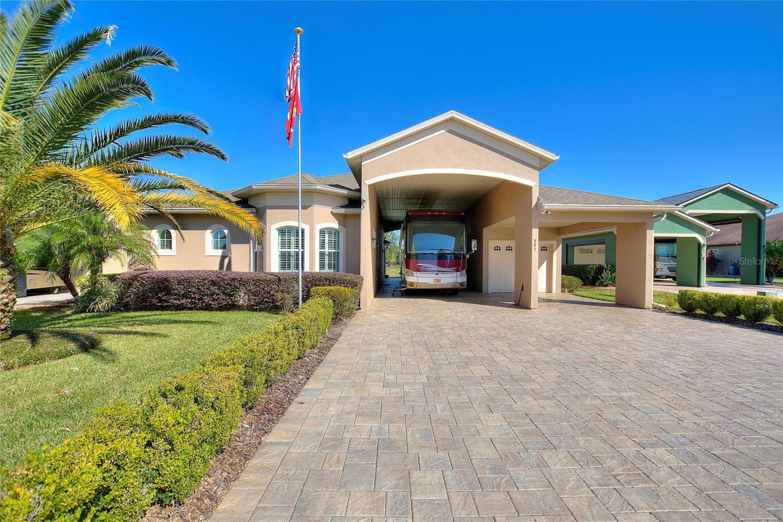 581 MEANDERING WAY, POLK CITY, FL, 33868