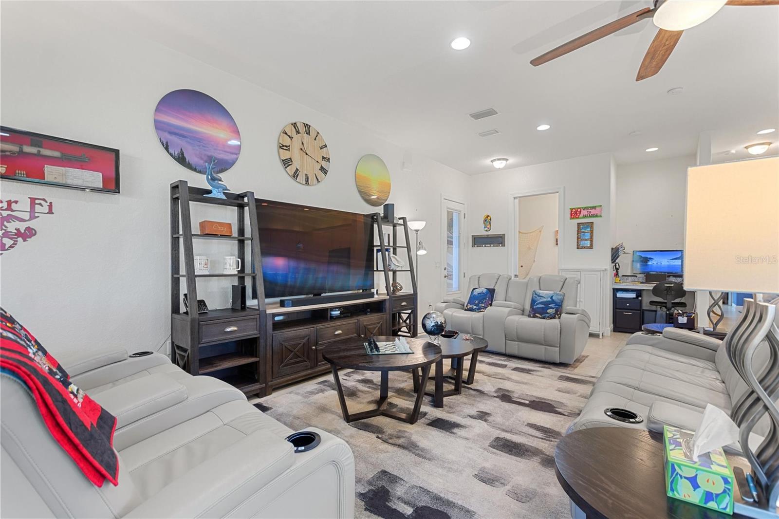 581 MEANDERING WAY, POLK CITY, FL, 33868