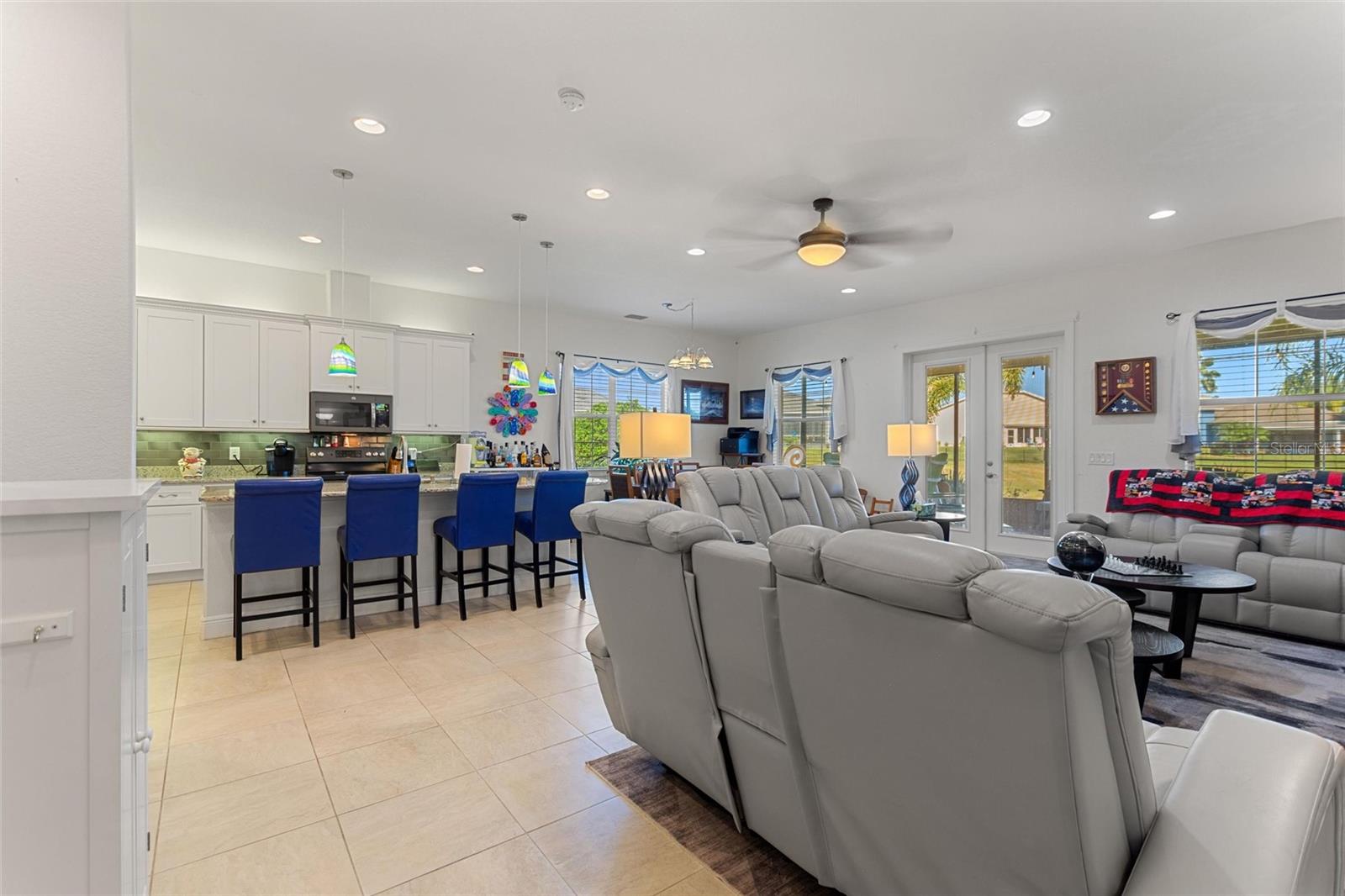 581 MEANDERING WAY, POLK CITY, FL, 33868