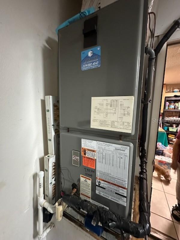 2051 MIDNIGHT ST, PORT CHARLOTTE, FL, 33948