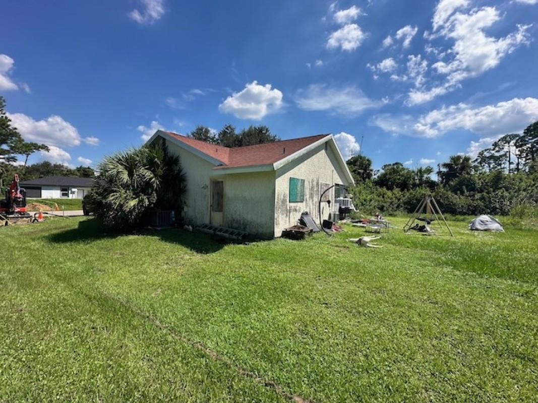 2051 MIDNIGHT ST, PORT CHARLOTTE, FL, 33948