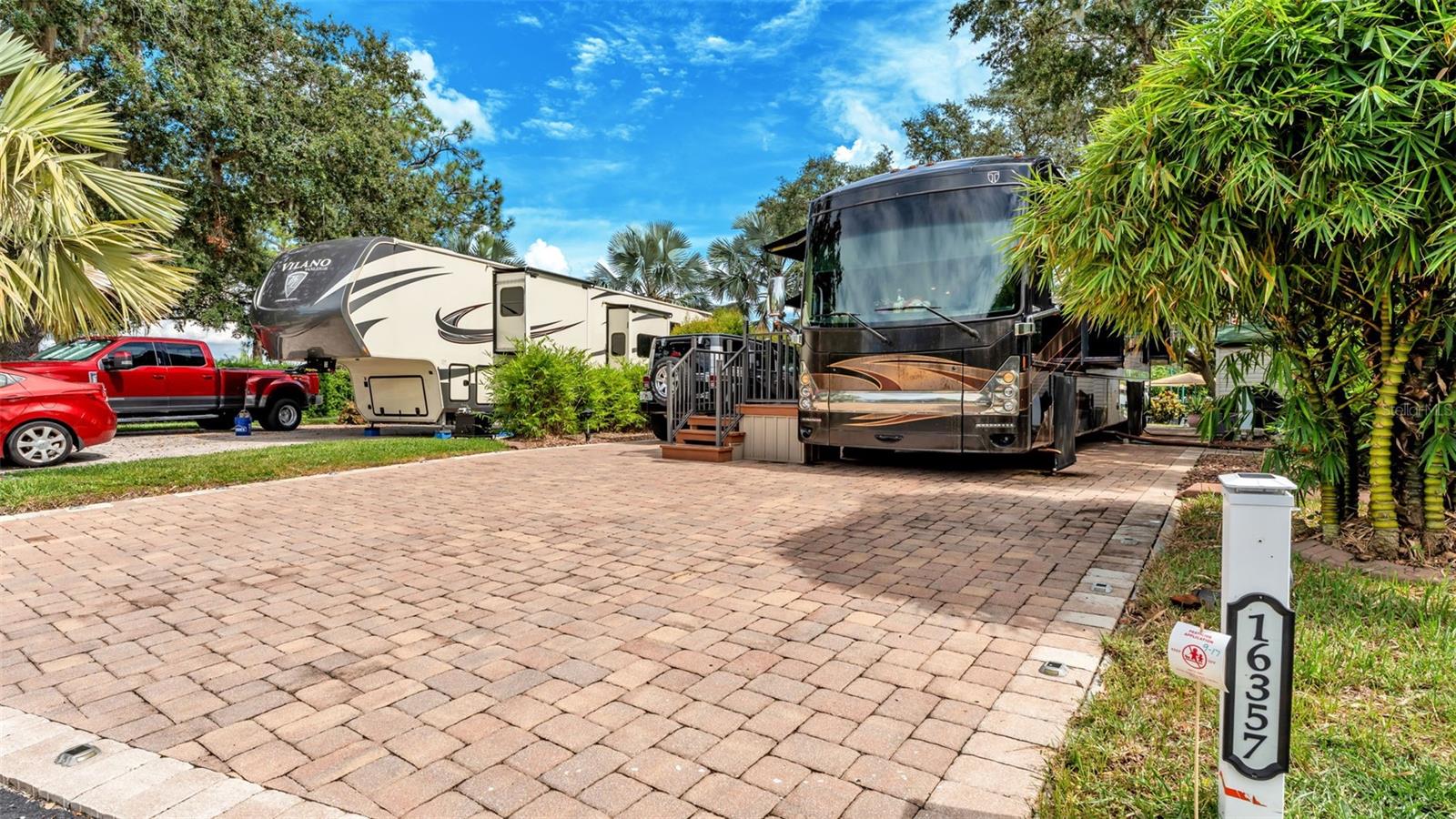 16357 CHERRY TREE CT, CLERMONT, FL, 34714