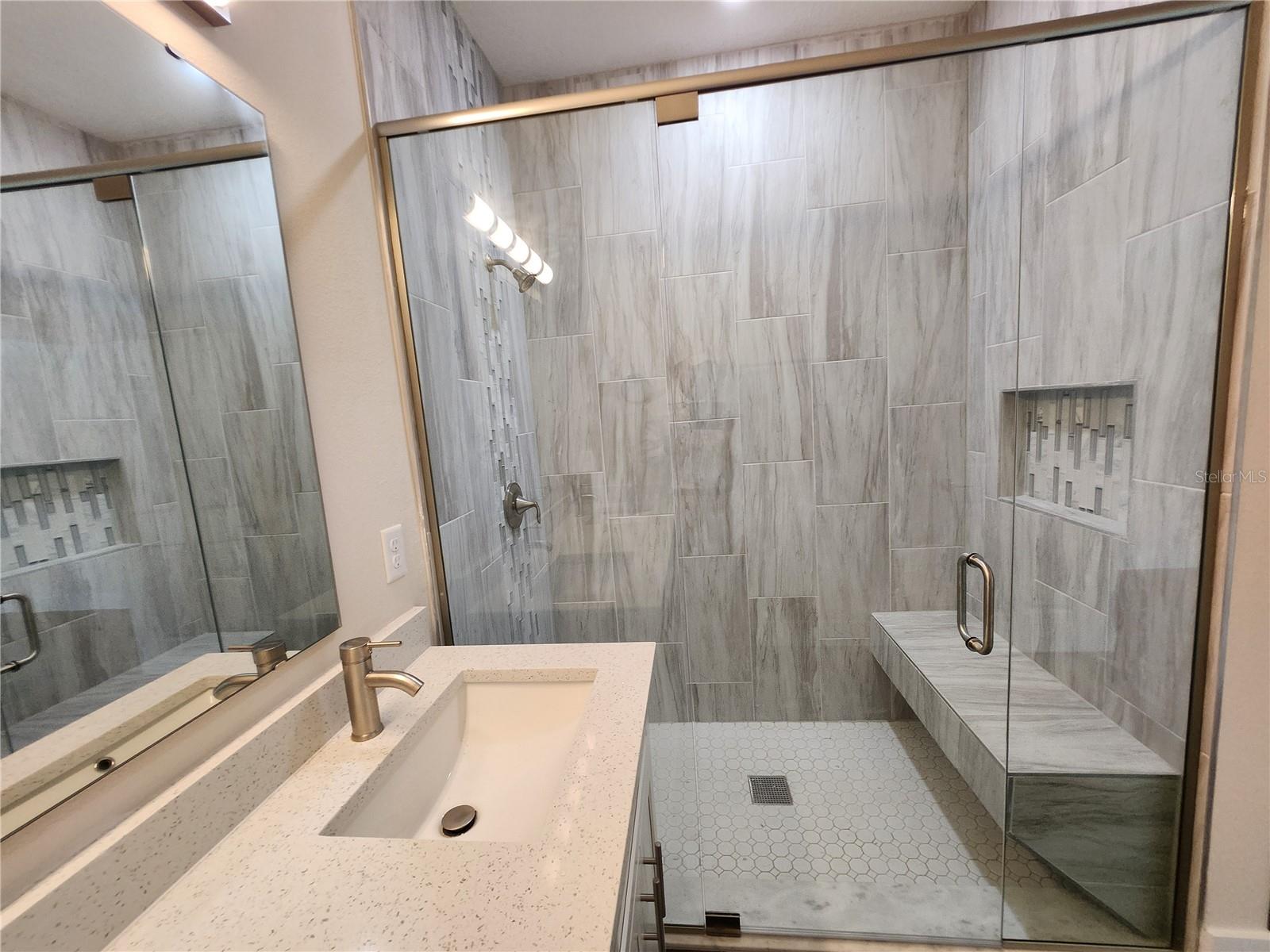 1647 REDFIN DR, KISSIMMEE, FL, 34759