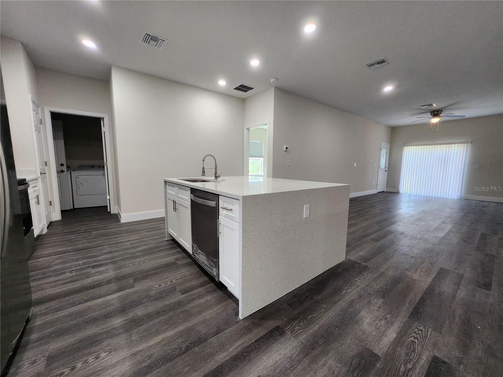 1647 REDFIN DR, KISSIMMEE, FL, 34759