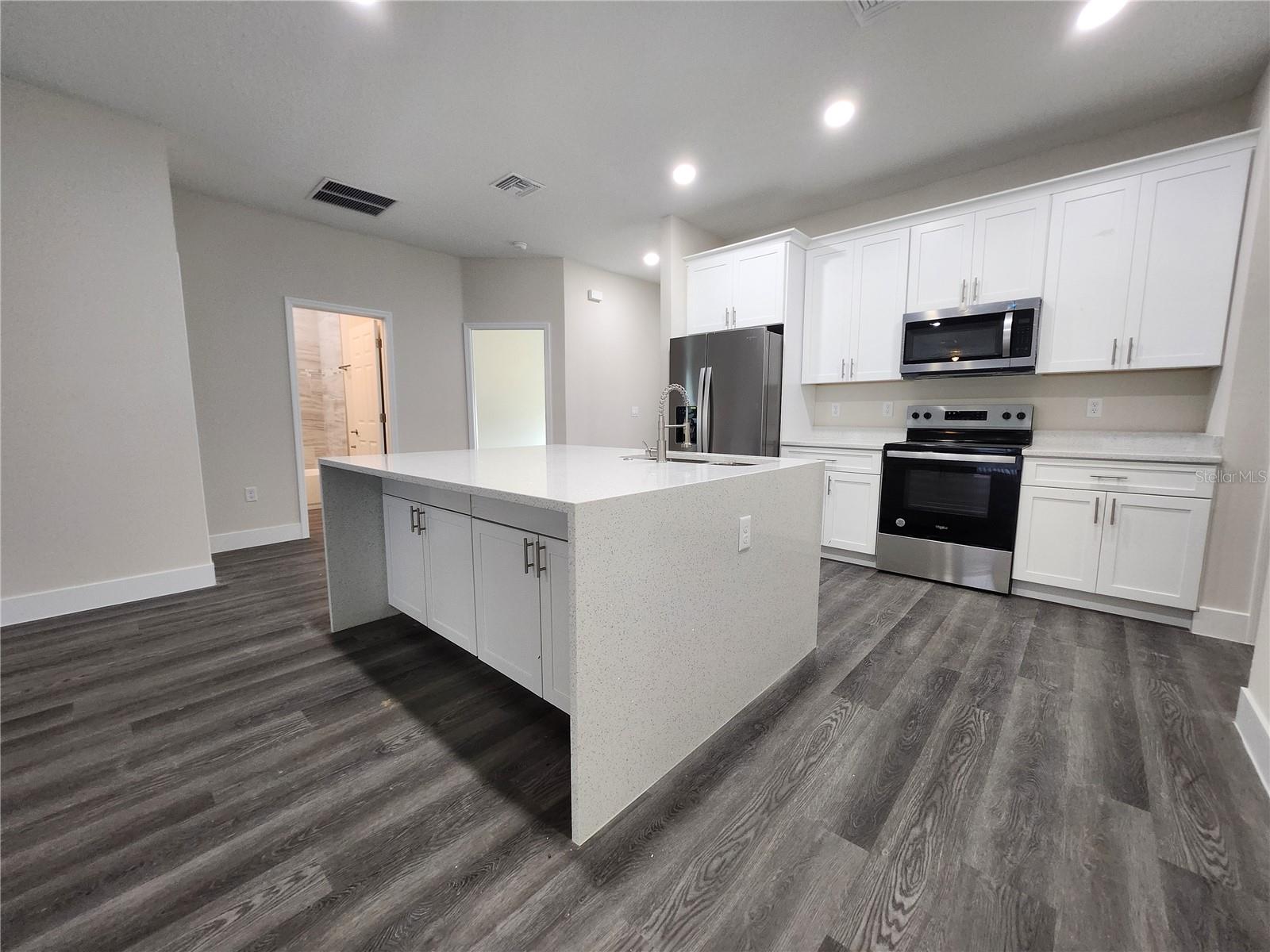 1647 REDFIN DR, KISSIMMEE, FL, 34759