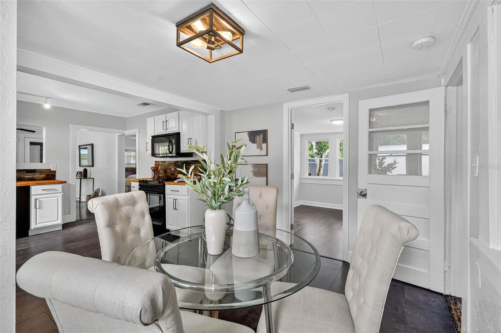 1565 SCRANTON AVE, CLEARWATER, FL, 33756