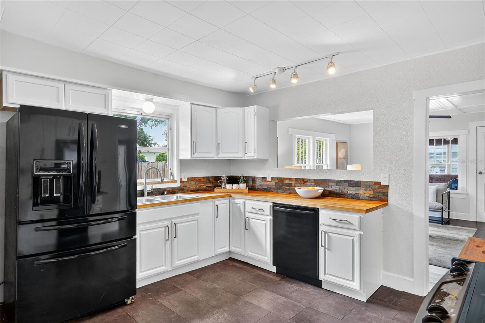 1565 SCRANTON AVE, CLEARWATER, FL, 33756