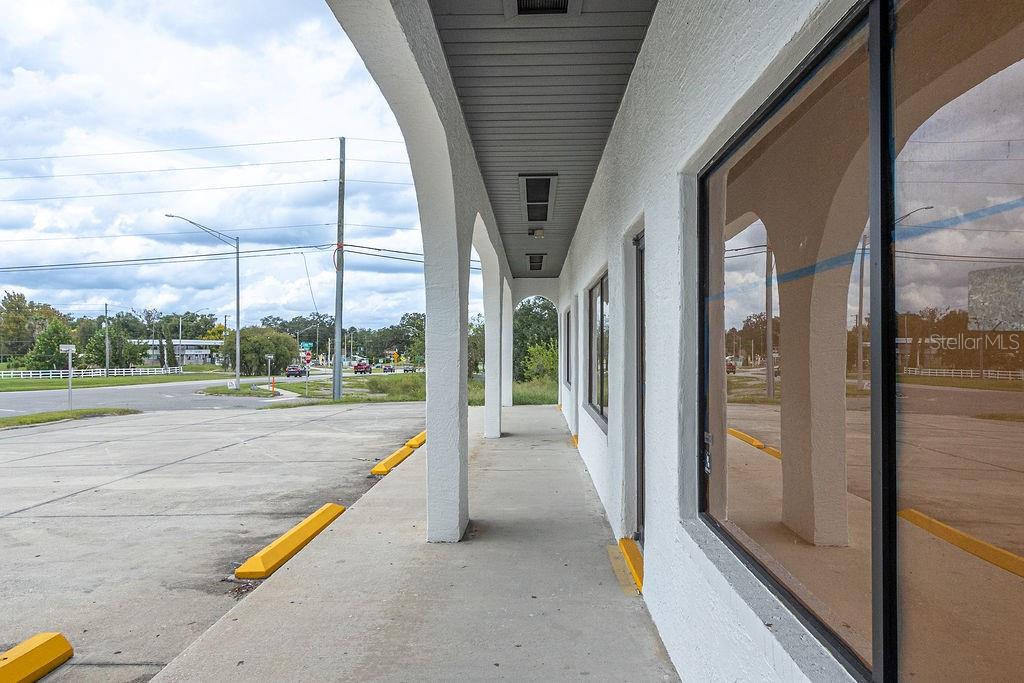 1105 S WOODLAND BLVD, DELAND, FL, 32720