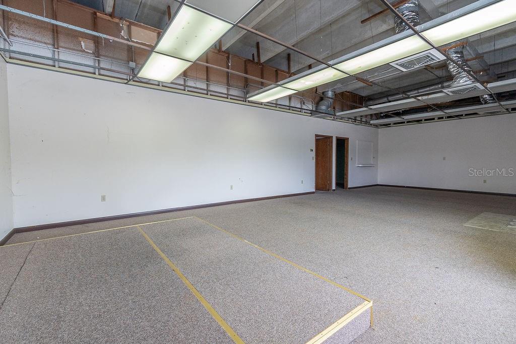 1105 S WOODLAND BLVD, DELAND, FL, 32720