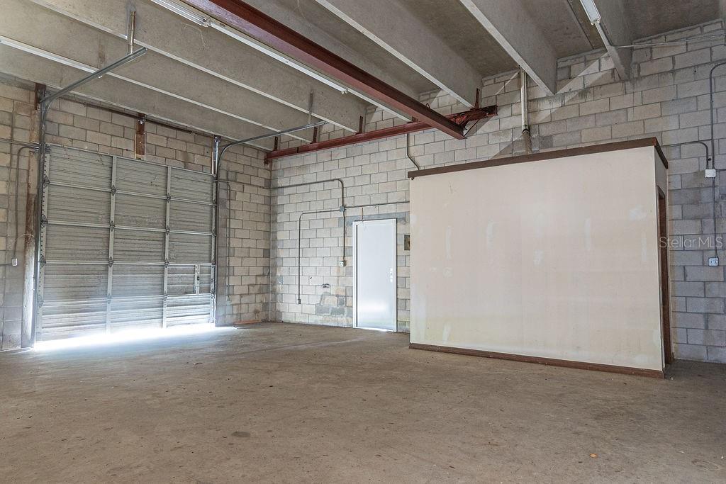 1105 S WOODLAND BLVD, DELAND, FL, 32720