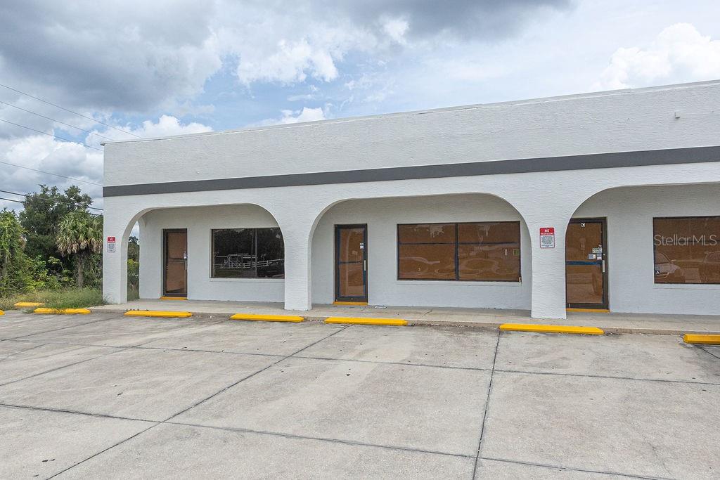 1105 S WOODLAND BLVD, DELAND, FL, 32720