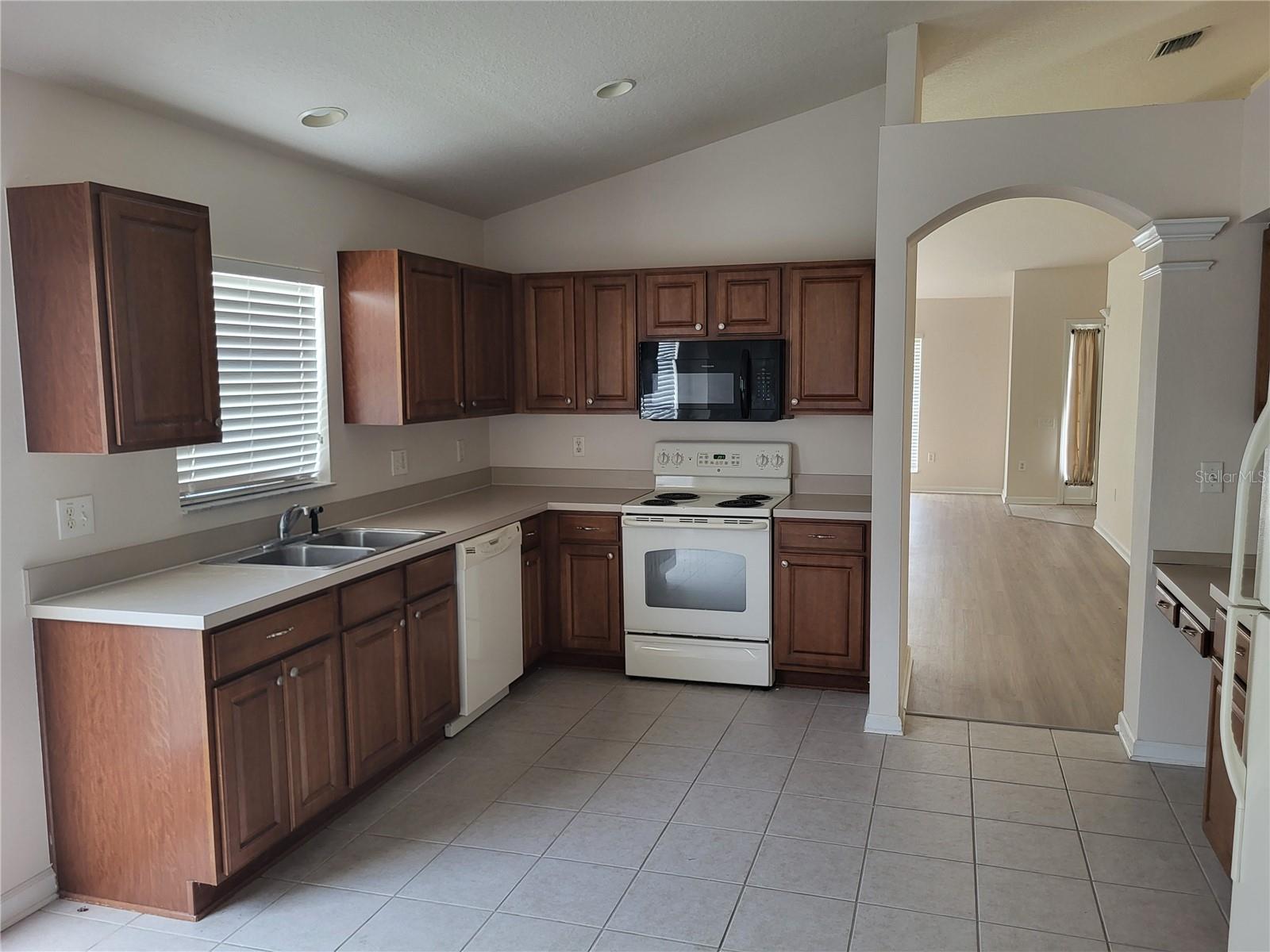 7607 MARINERS HARBOUR DR, WESLEY CHAPEL, FL, 33545