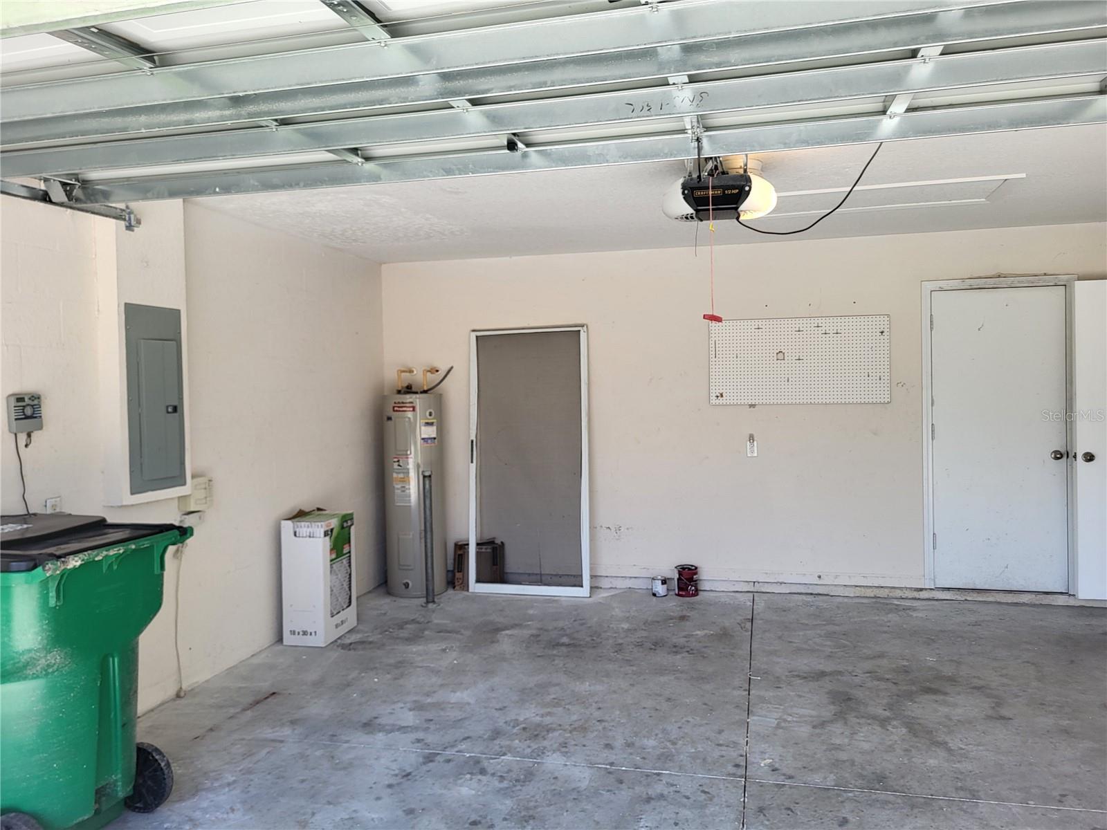 7607 MARINERS HARBOUR DR, WESLEY CHAPEL, FL, 33545