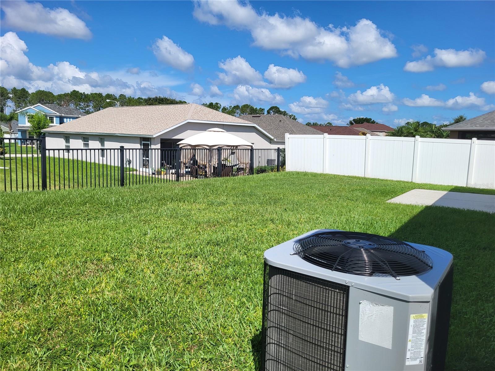 7607 MARINERS HARBOUR DR, WESLEY CHAPEL, FL, 33545