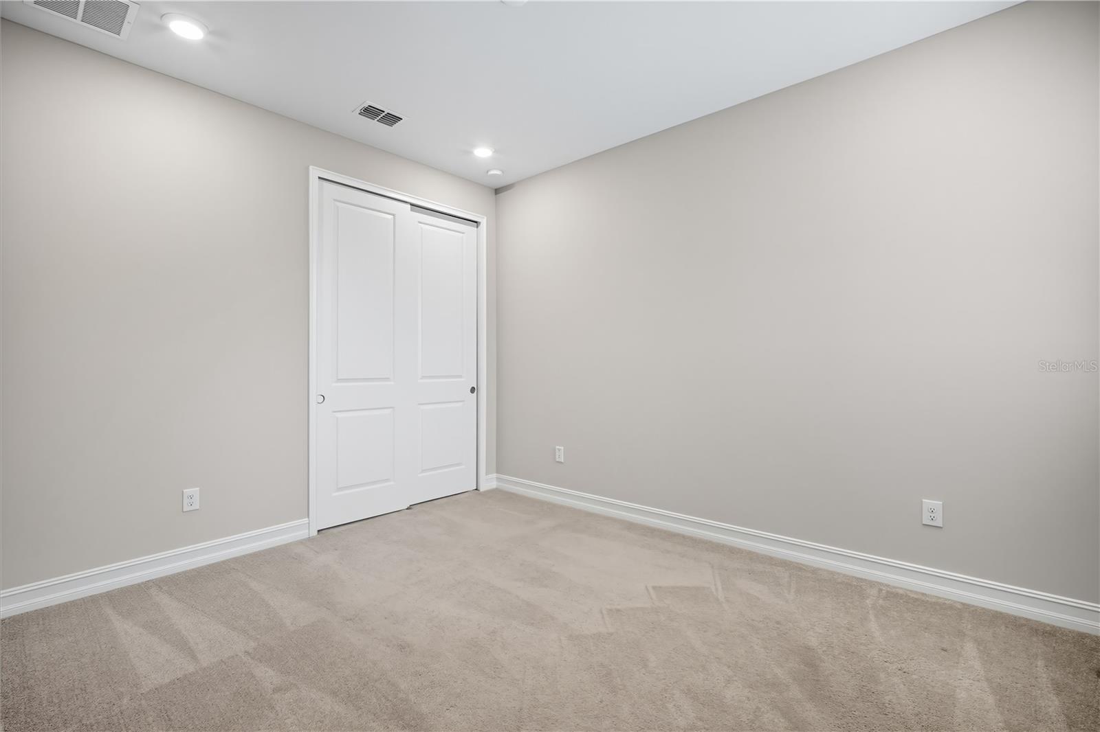 4663 ALMADA LN, WESLEY CHAPEL, FL, 33543