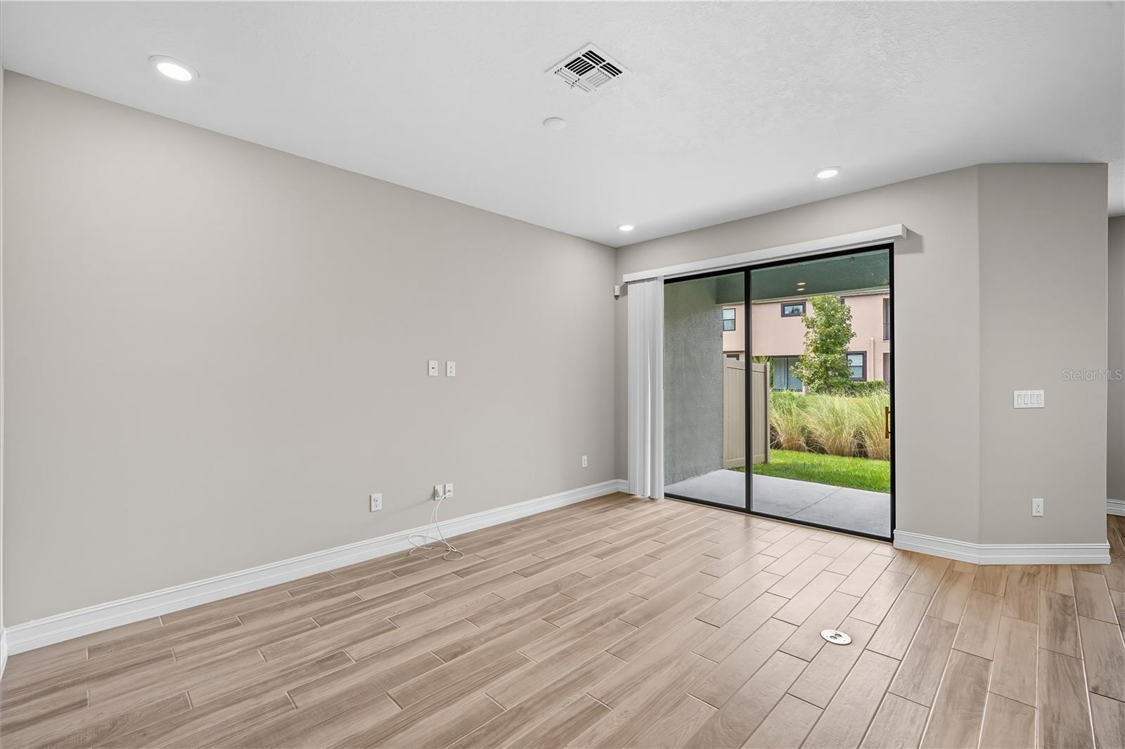 4663 ALMADA LN, WESLEY CHAPEL, FL, 33543