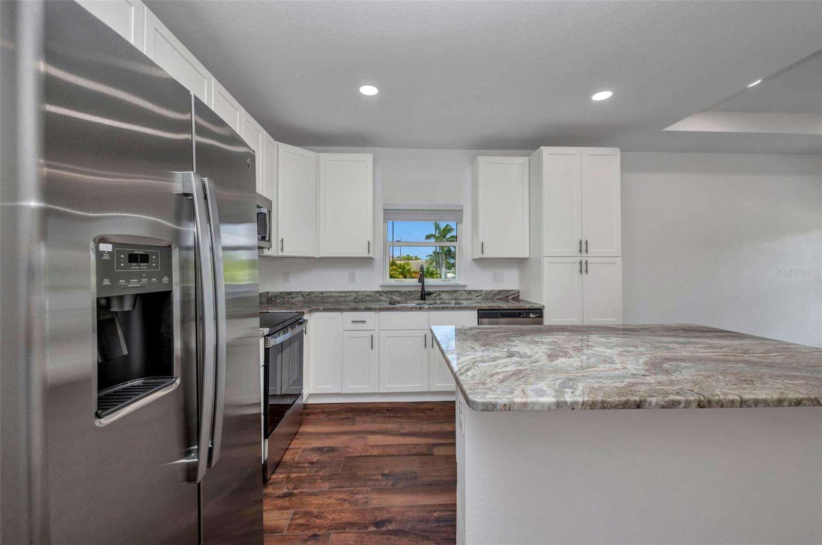 409 CARMALITA ST #112, PUNTA GORDA, FL, 33950