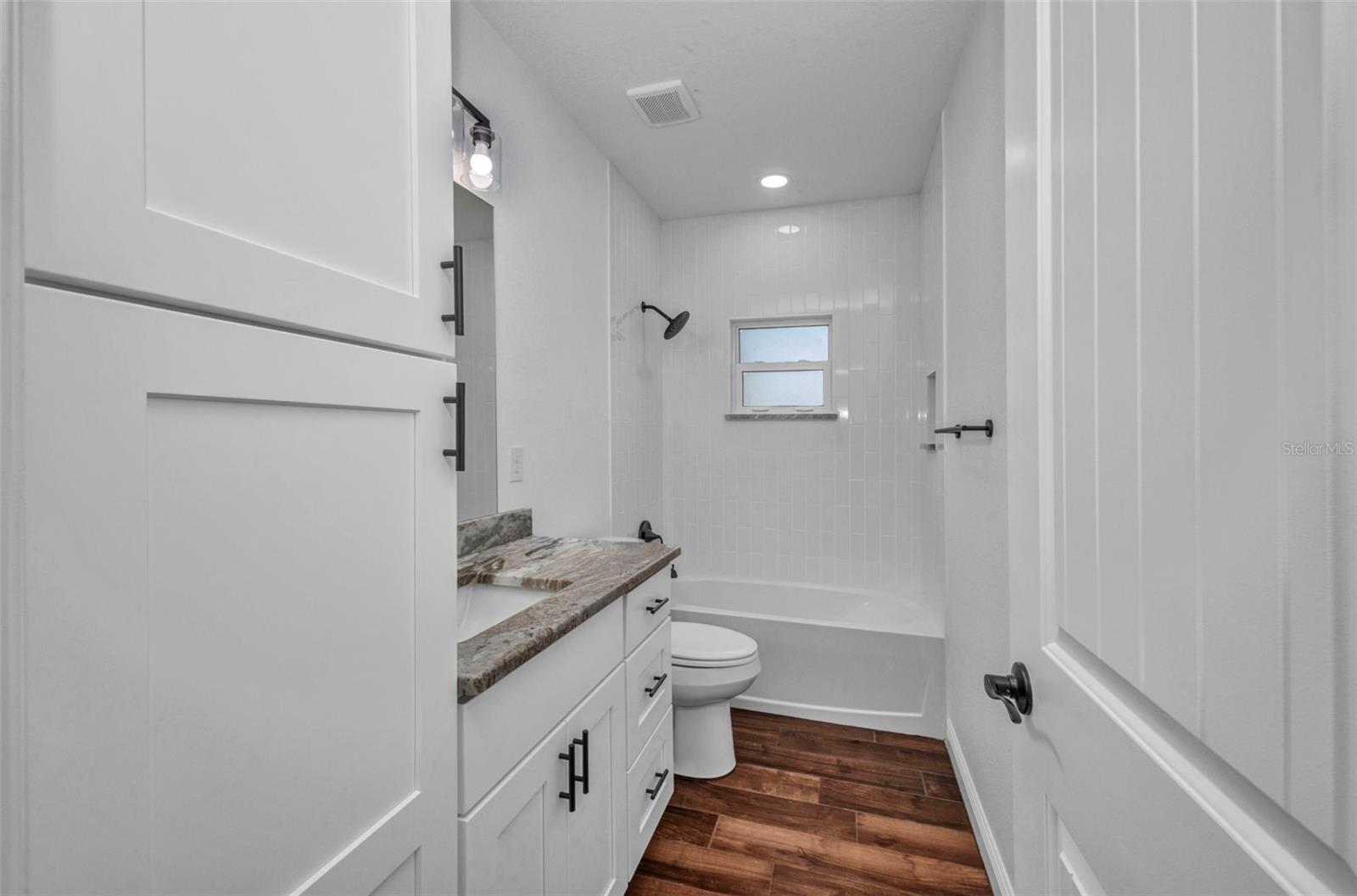 409 CARMALITA ST #112, PUNTA GORDA, FL, 33950