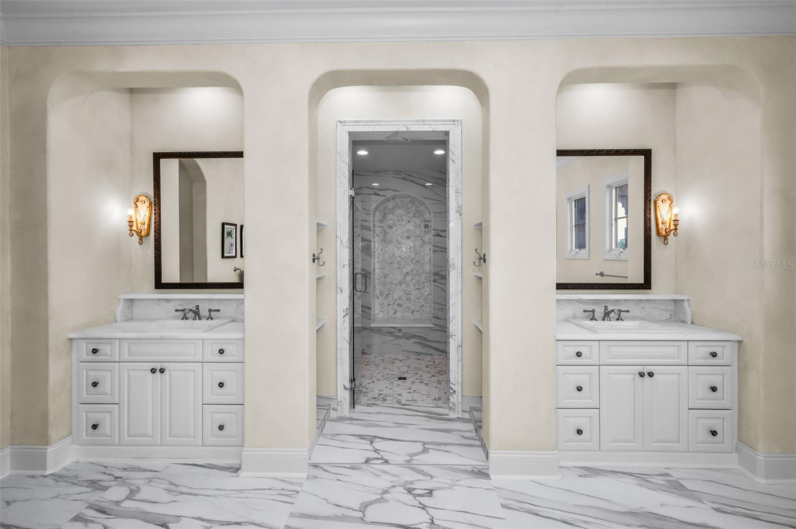 TB8430922 Property Photo