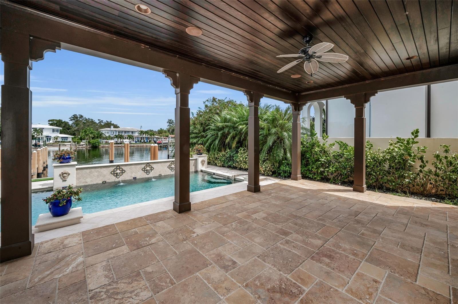 TB8430922 Property Photo