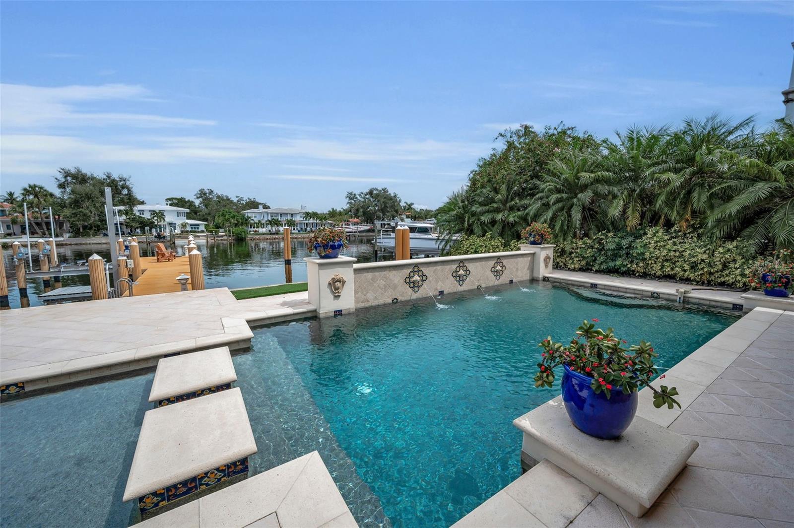 TB8430922 Property Photo