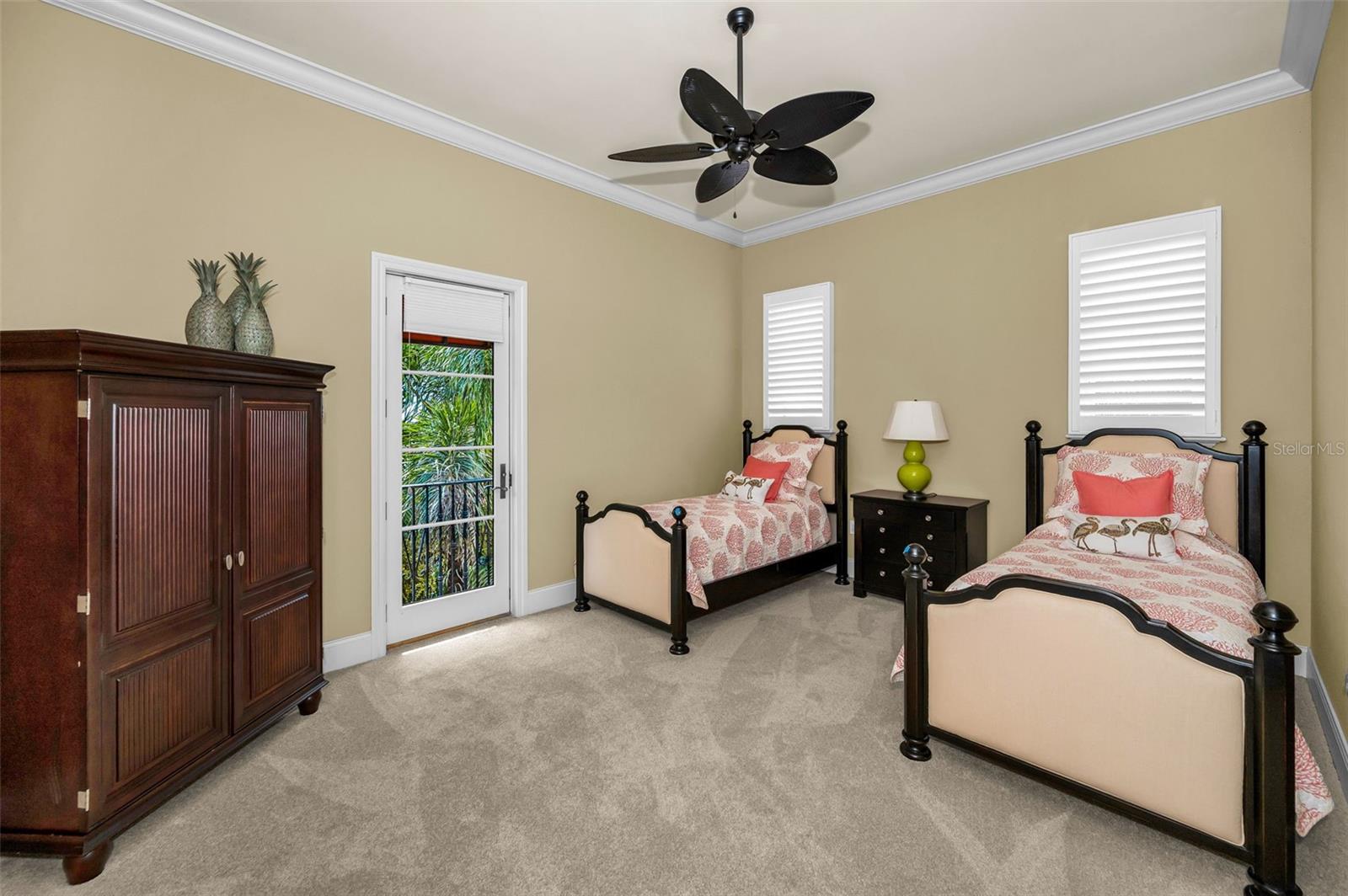 TB8430922 Property Photo