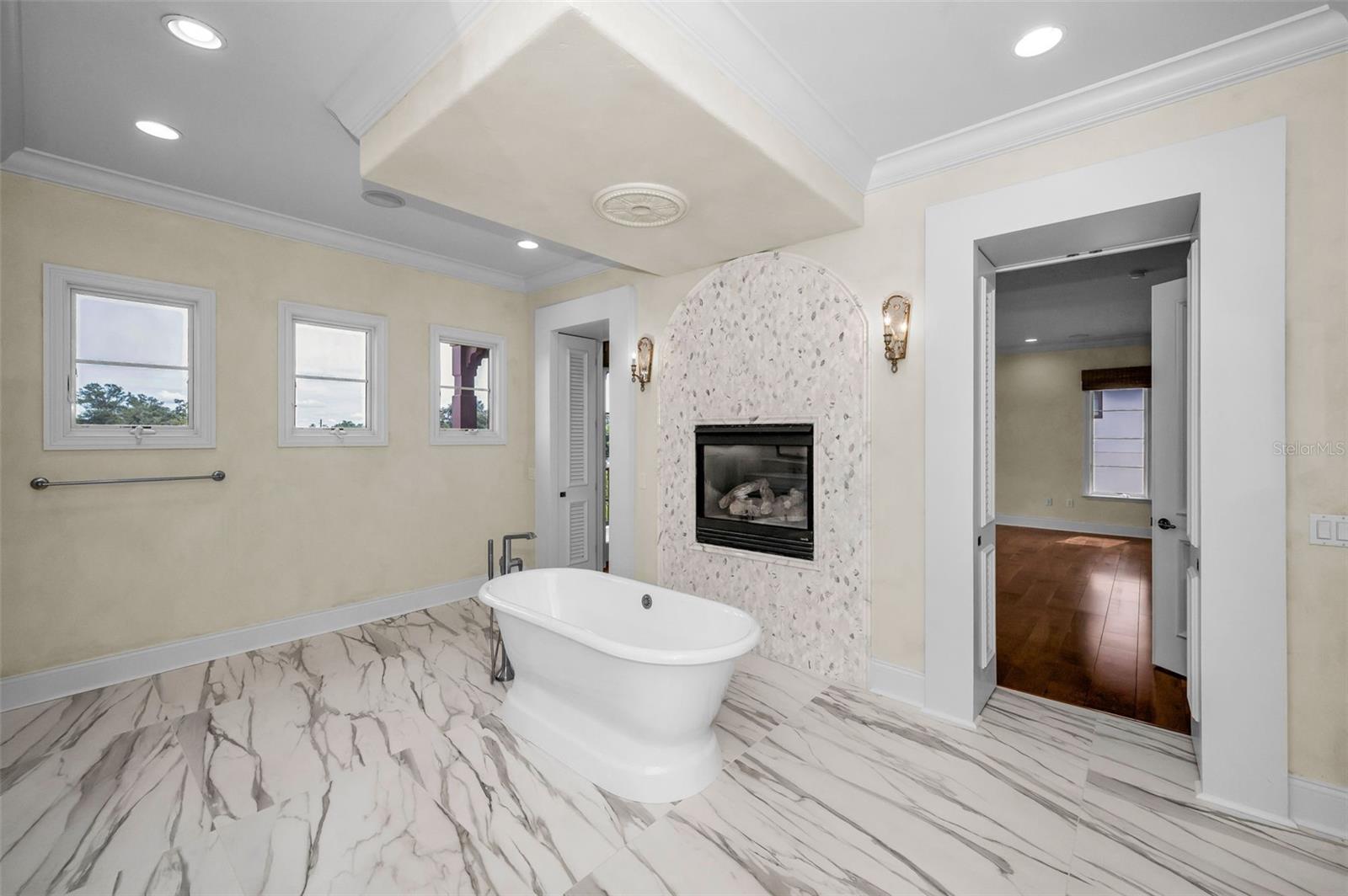 TB8430922 Property Photo