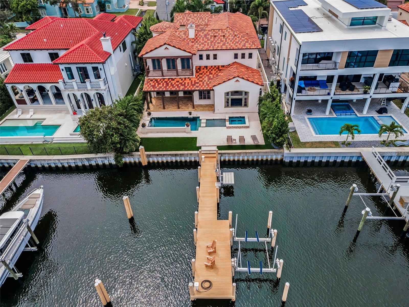 TB8430922 Property Photo