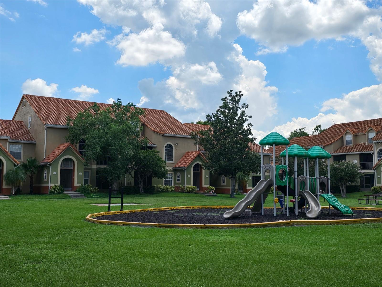 409 FOUNTAINHEAD CIR, KISSIMMEE, FL, 34741