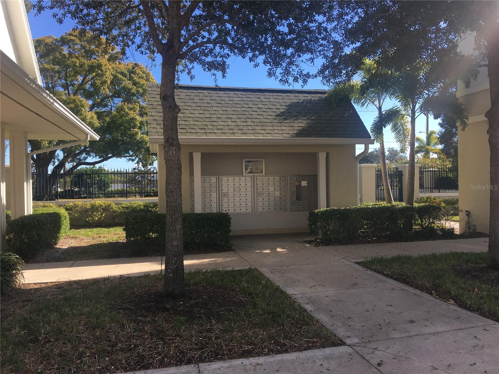 4523 LEGACY PARK DR, TAMPA, FL, 33611