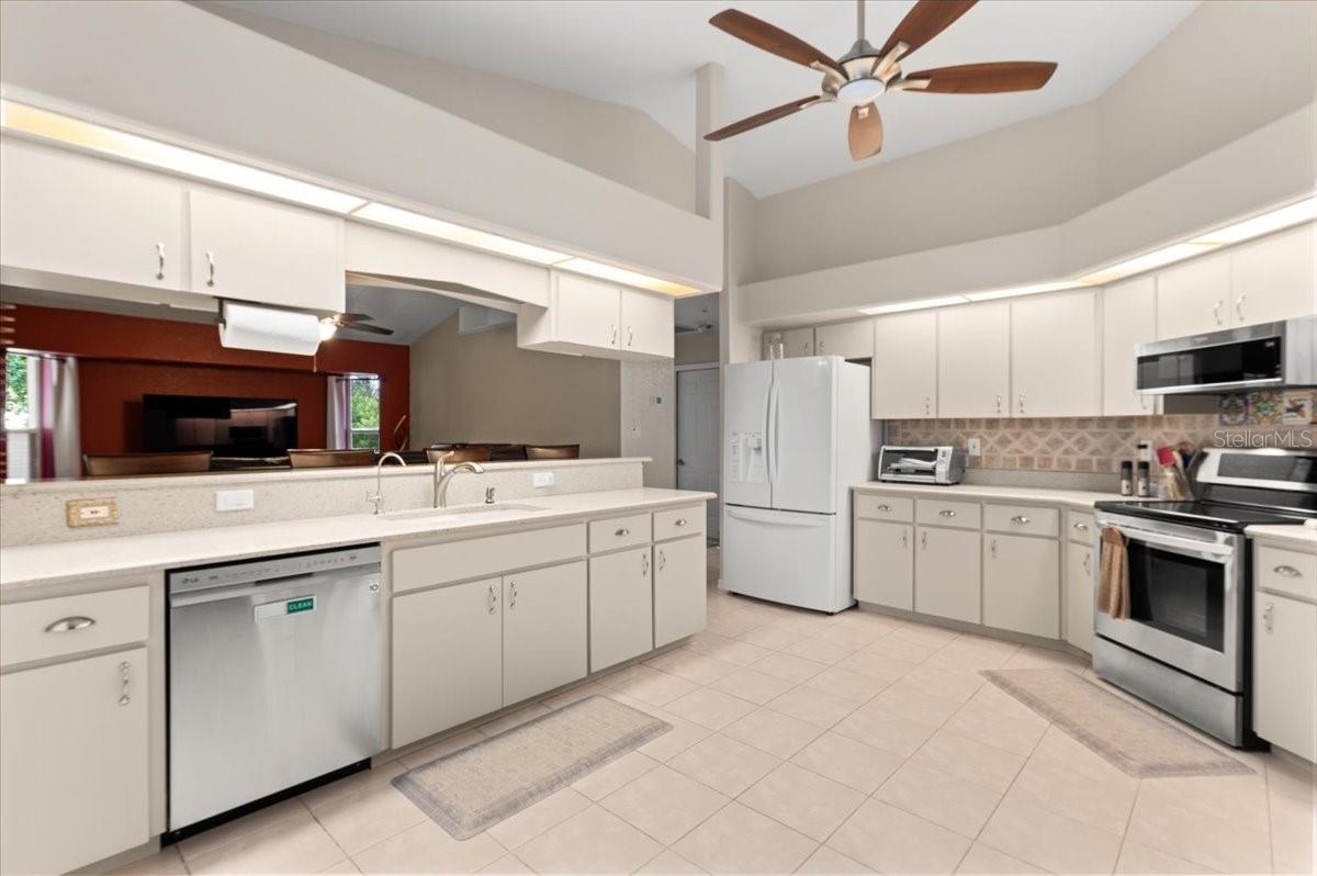 8335 DROLET AVE, NORTH PORT, FL, 34291