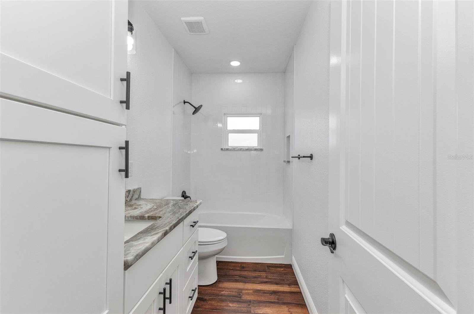 415 CARMALITA ST #112, PUNTA GORDA, FL, 33950