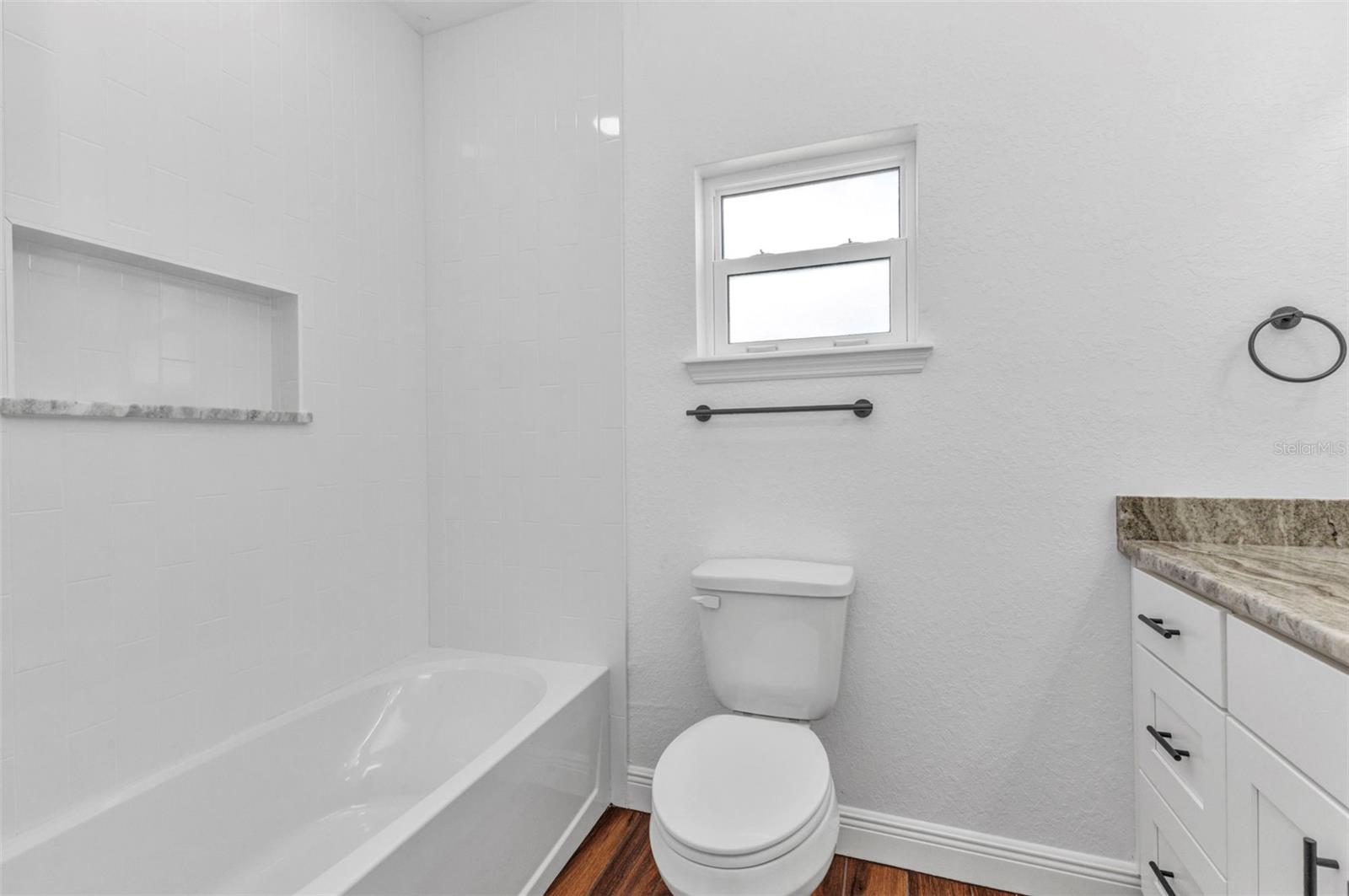 415 CARMALITA ST #112, PUNTA GORDA, FL, 33950