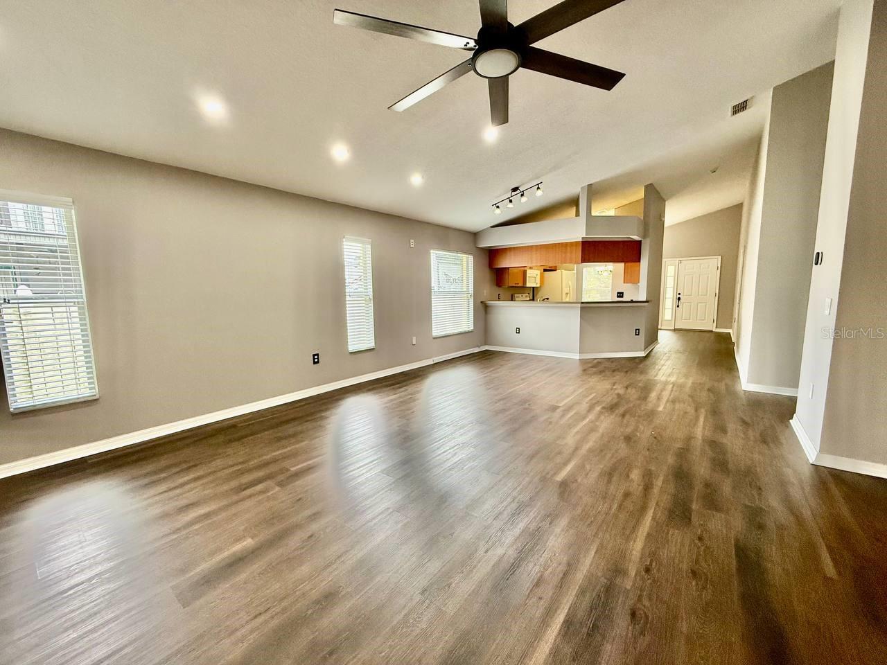 6959 S MANHATTAN AVE, TAMPA, FL, 33616