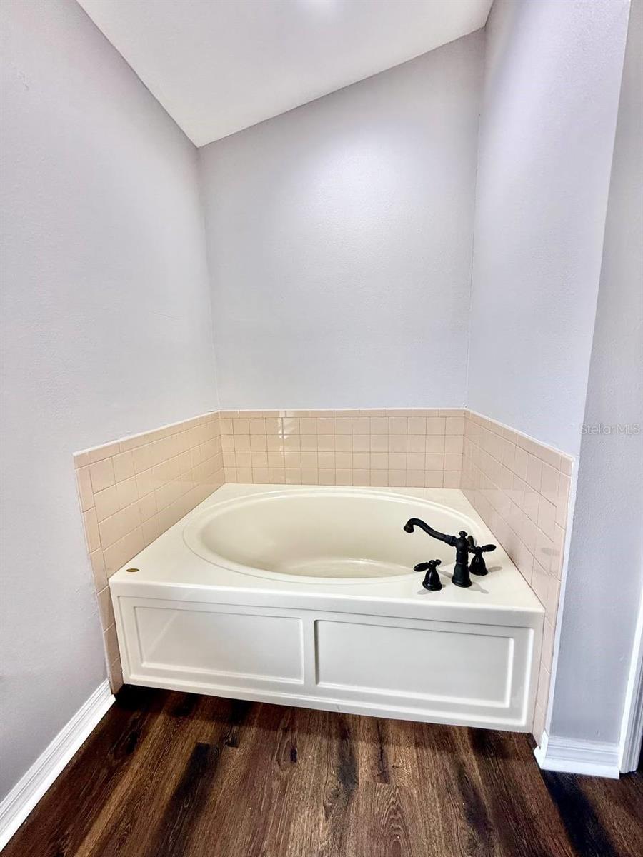 6959 S MANHATTAN AVE, TAMPA, FL, 33616