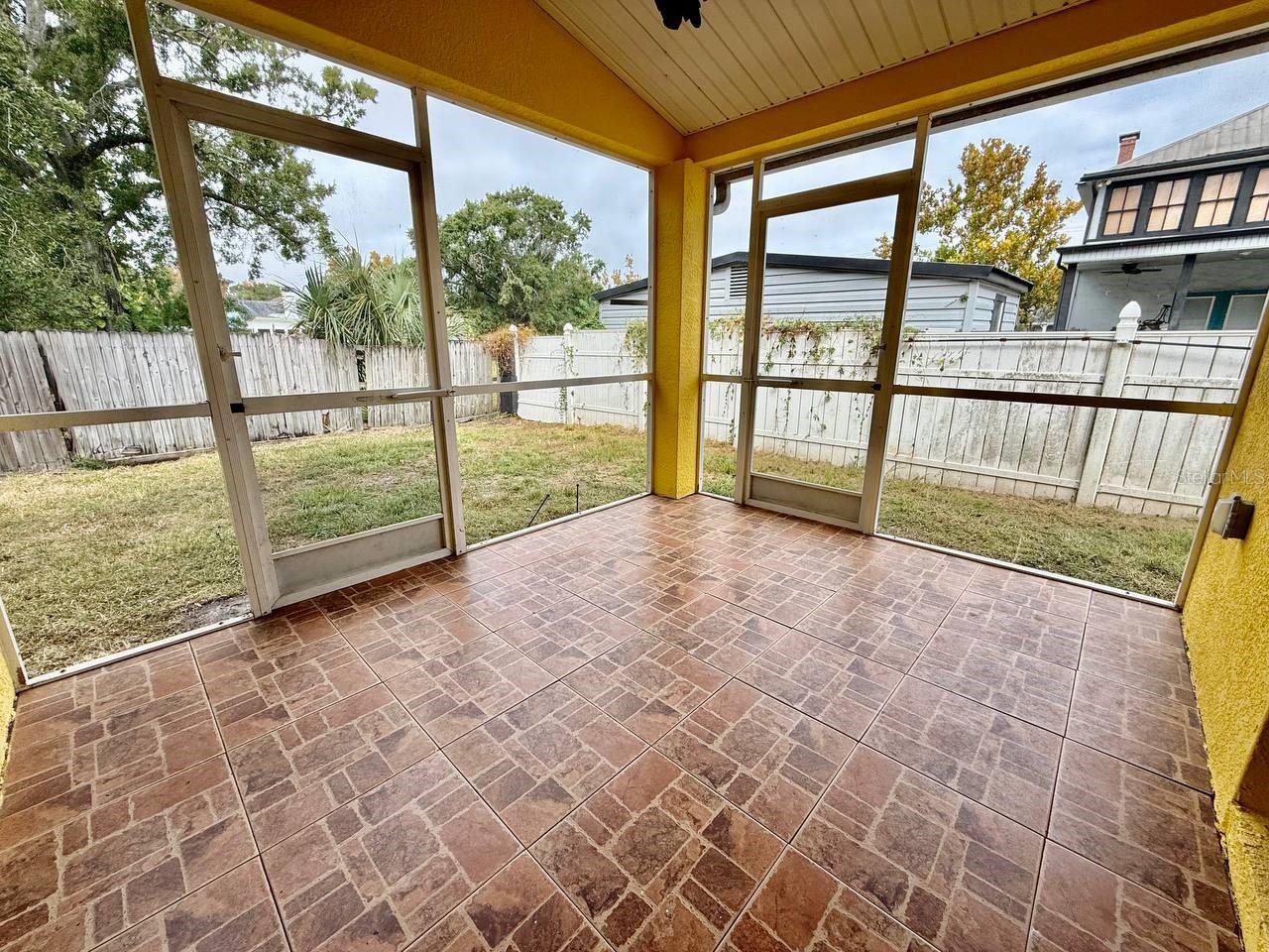 6959 S MANHATTAN AVE, TAMPA, FL, 33616