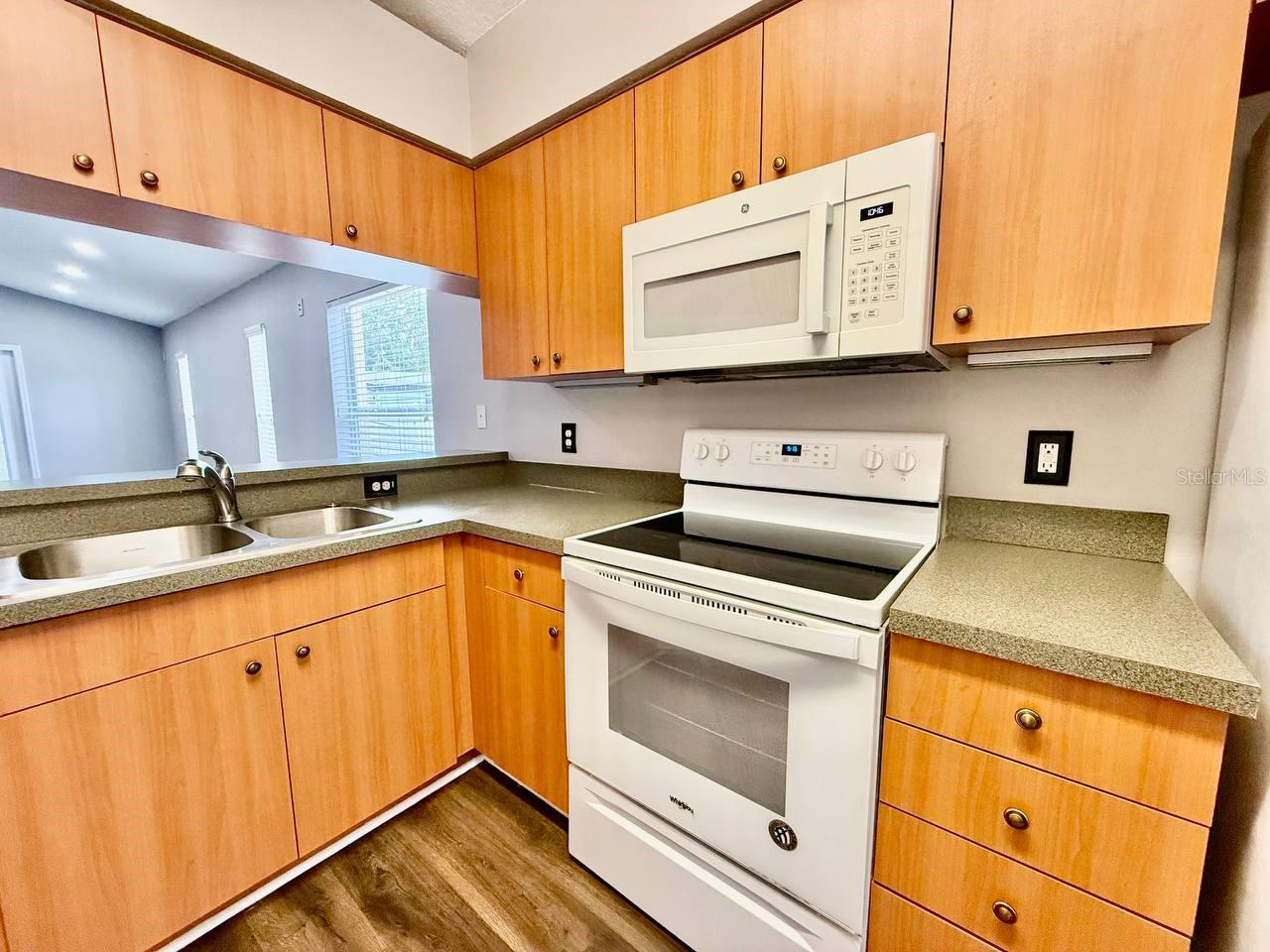 6959 S MANHATTAN AVE, TAMPA, FL, 33616