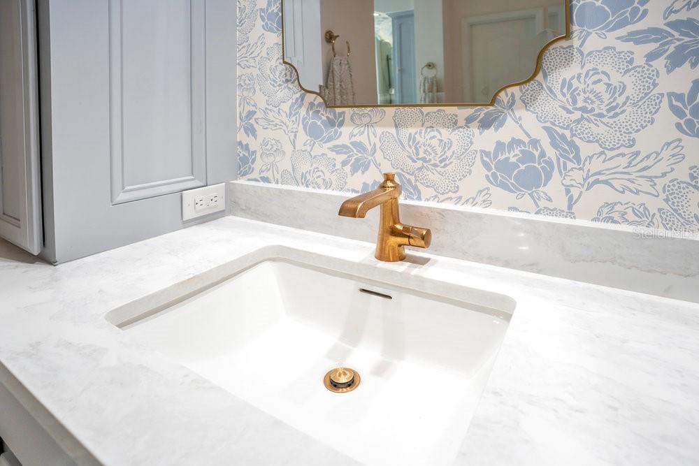 1131 FERN AVE, ORLANDO, FL, 32814