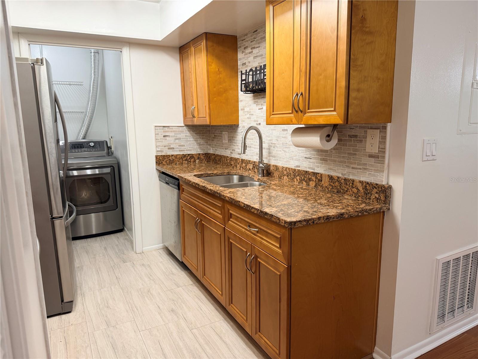 540 CASCADE CIR #104, CASSELBERRY, FL, 32707